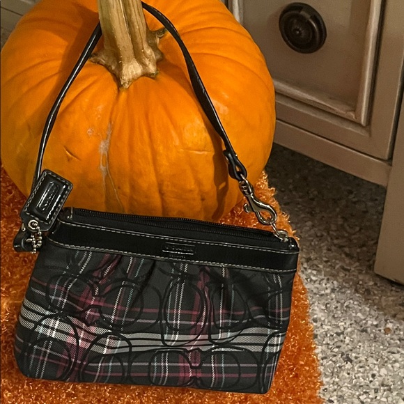 Coach Black Multicolor Plaid Wristlet 6 Inches wide 4 inches long - Picture 5 of 10
